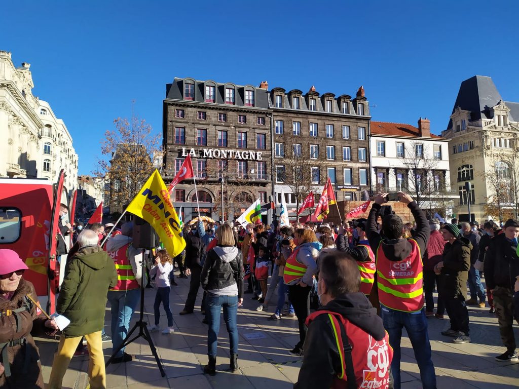 Manifestation contre le chômage et la précarité à Clermont-Ferrand le 05/12 (Chom'actif)