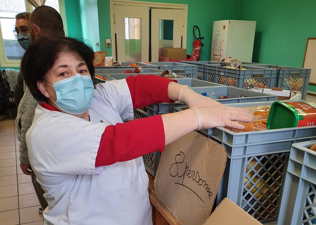 L’AMS continue la distribution de colis alimentaires et améliore l’équipement de ses locaux (Montluçon)